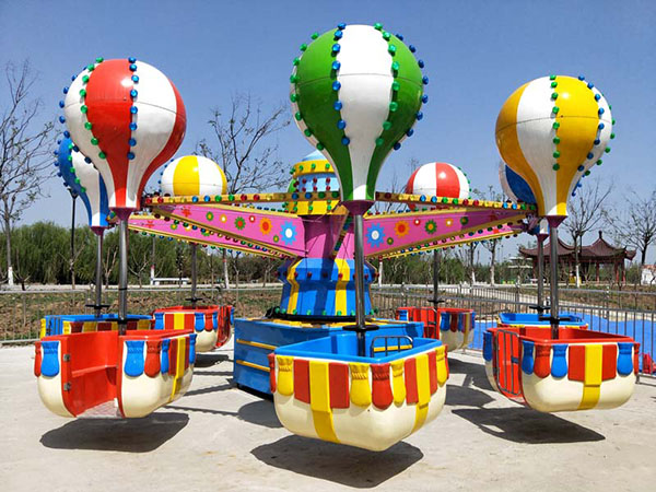 桑巴氣球游樂設備